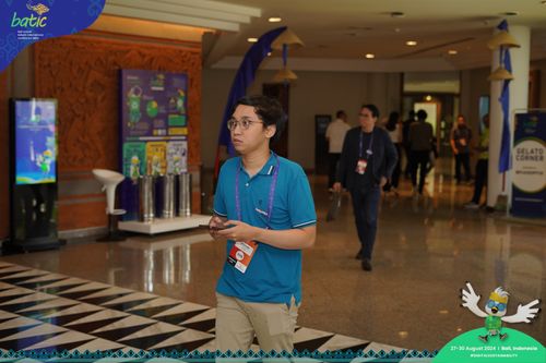 Race photo from Telin Batic 2024 Photo Search