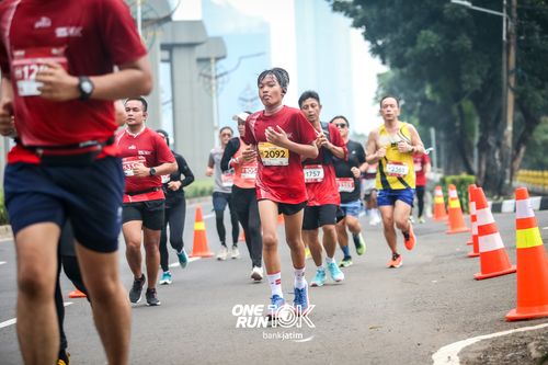 Race photo from ONE RUN 10 K