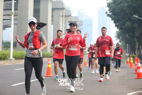 Race photo from ONE RUN 10 K