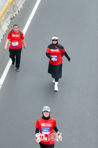 Race photo from ONE RUN 10K 2025