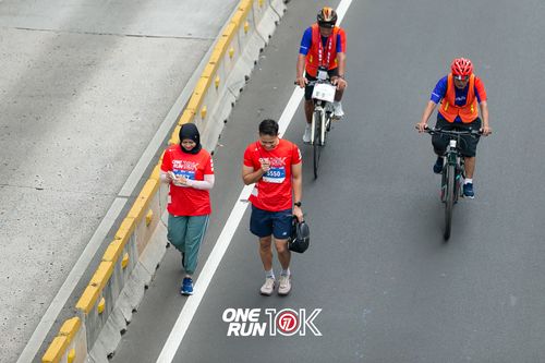 Race photo from ONE RUN 10K 2025