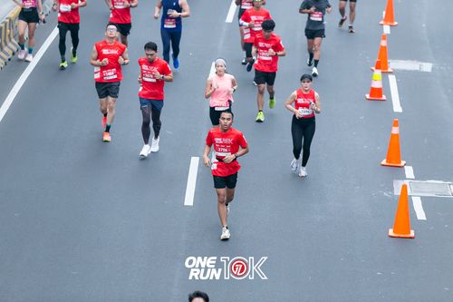 Race photo from ONE RUN 10K 2025