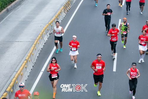 Race photo from ONE RUN 10K 2025