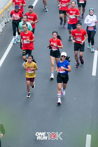 Race photo from ONE RUN 10K 2025