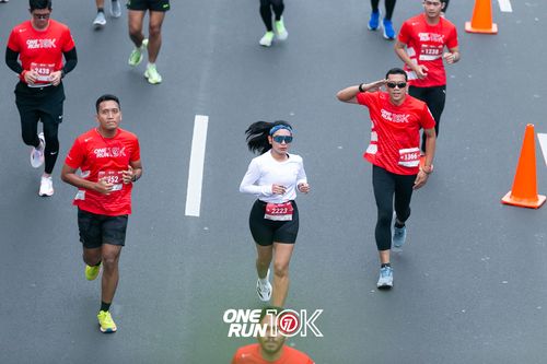Race photo from ONE RUN 10K 2025