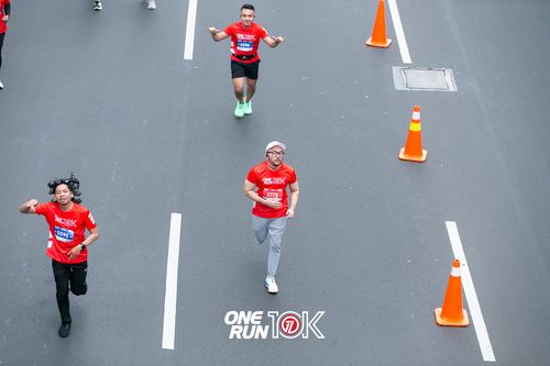 Race photo from ONE RUN 10K 2025