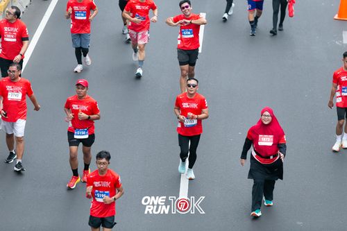 Race photo from ONE RUN 10K 2025