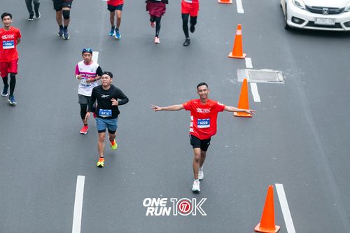 Race photo from ONE RUN 10K 2025