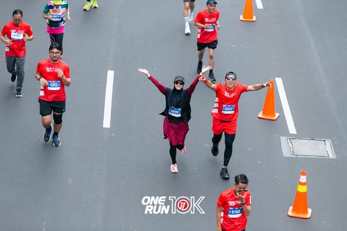 Race photo from ONE RUN 10K 2025
