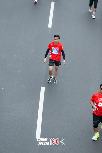 Race photo from ONE RUN 10K 2025