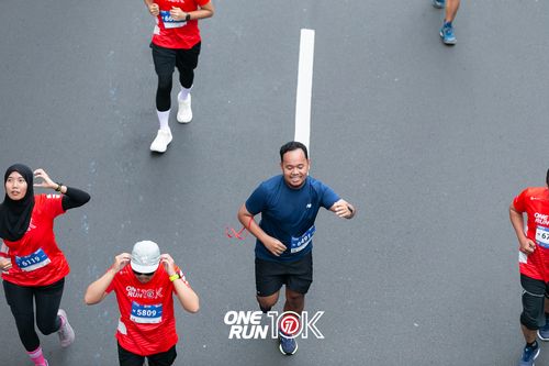 Race photo from ONE RUN 10K 2025