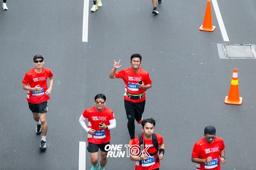 Race photo from ONE RUN 10K 2025