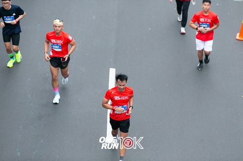 Race photo from ONE RUN 10K 2025