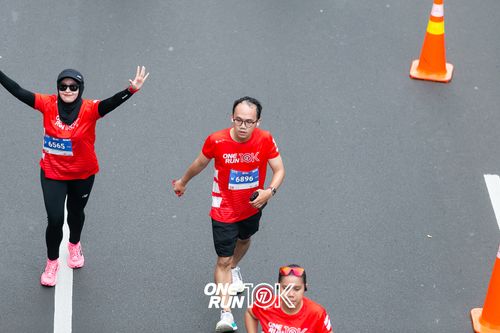 Race photo from ONE RUN 10K 2025