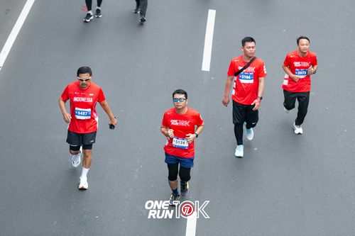 Race photo from ONE RUN 10K 2025