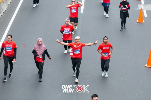 Race photo from ONE RUN 10K 2025