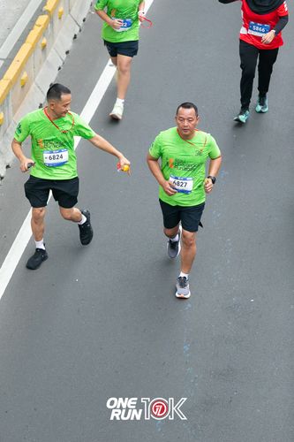 Race photo from ONE RUN 10K 2025