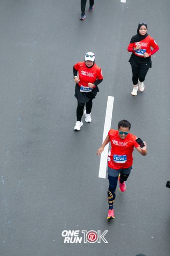 Race photo from ONE RUN 10K 2025