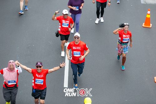 Race photo from ONE RUN 10K 2025