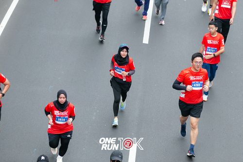 Race photo from ONE RUN 10K 2025