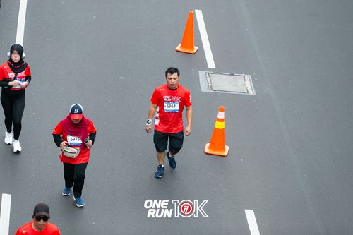 Race photo from ONE RUN 10K 2025