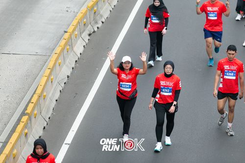Race photo from ONE RUN 10K 2025