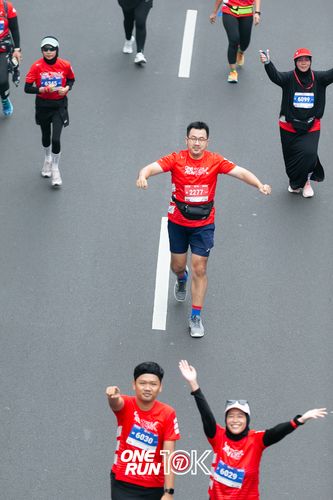 Race photo from ONE RUN 10K 2025