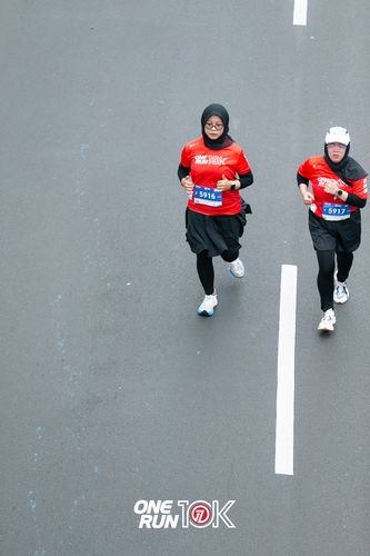 Race photo from ONE RUN 10K 2025