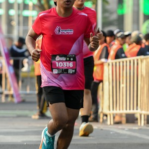 Race photo from SMARTFREN RUN 2026