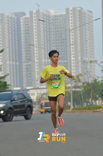 Race photo from ISOPlus Run 2024 Jakarta