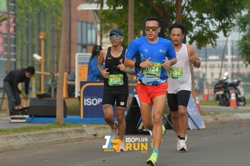 Race photo from ISOPlus Run 2024 Jakarta