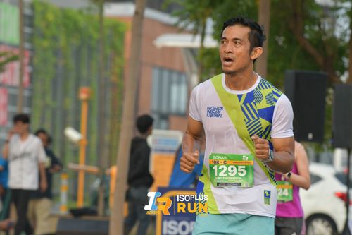 Race photo from ISOPlus Run 2024 Jakarta