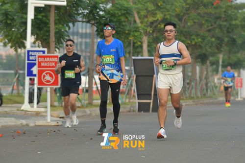 Race photo from ISOPlus Run 2024 Jakarta