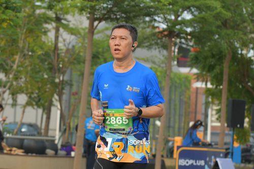 Race photo from ISOPlus Run 2024 Jakarta