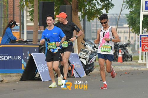 Race photo from ISOPlus Run 2024 Jakarta