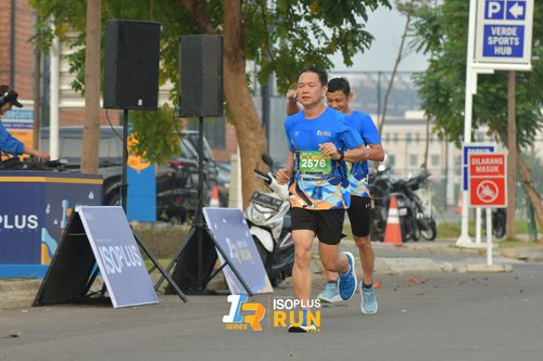 Race photo from ISOPlus Run 2024 Jakarta