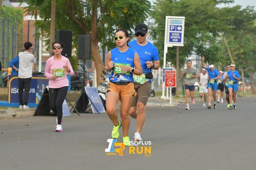 Race photo from ISOPlus Run 2024 Jakarta