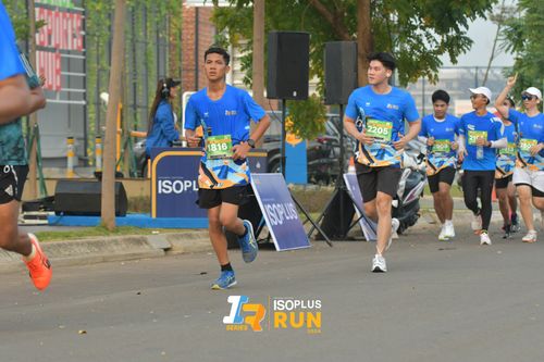 Race photo from ISOPlus Run 2024 Jakarta