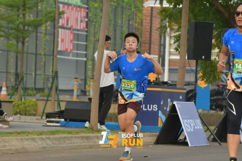 Race photo from ISOPlus Run 2024 Jakarta