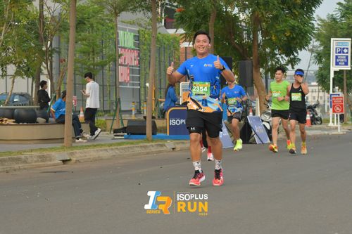 Race photo from ISOPlus Run 2024 Jakarta