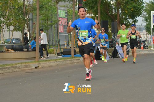 Race photo from ISOPlus Run 2024 Jakarta