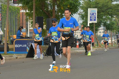 Race photo from ISOPlus Run 2024 Jakarta