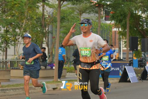 Race photo from ISOPlus Run 2024 Jakarta