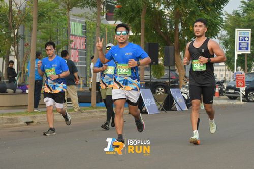 Race photo from ISOPlus Run 2024 Jakarta
