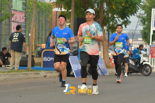 Race photo from ISOPlus Run 2024 Jakarta