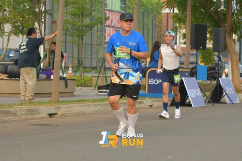 Race photo from ISOPlus Run 2024 Jakarta