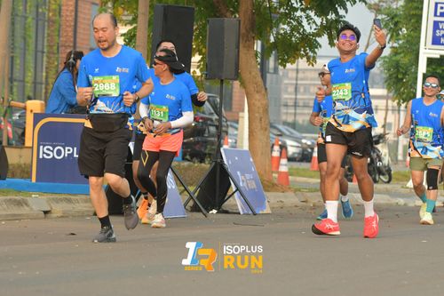 Race photo from ISOPlus Run 2024 Jakarta