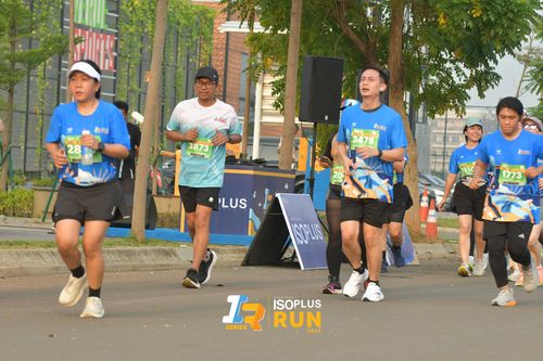 Race photo from ISOPlus Run 2024 Jakarta