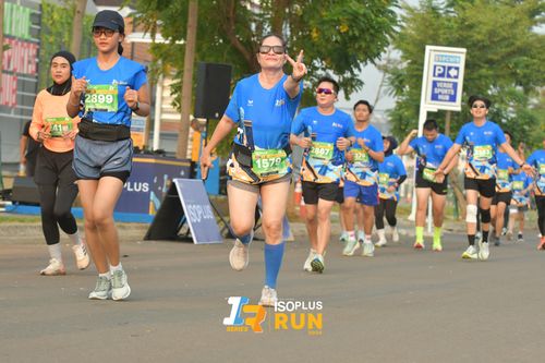 Race photo from ISOPlus Run 2024 Jakarta