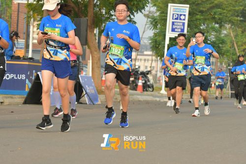 Race photo from ISOPlus Run 2024 Jakarta